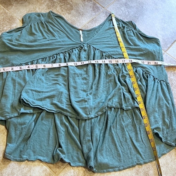 Free People hi low v neck relaxed fit pullover cap sleeve boho top blous… - Picture 4 of 8